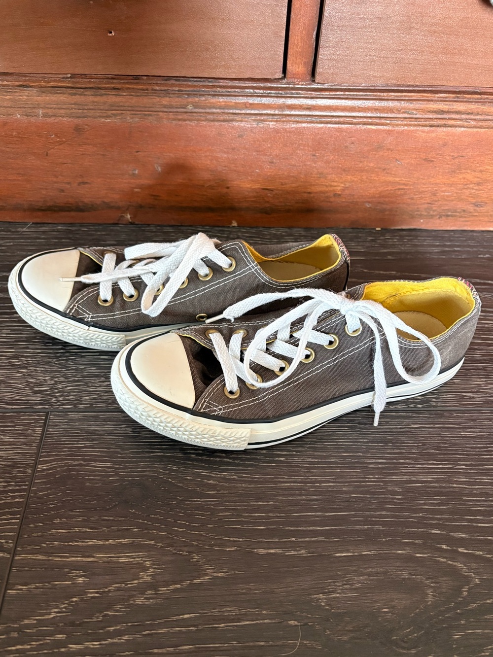 Converse Low Top Sneakers in Brown with White Accents and Yellow Lining
